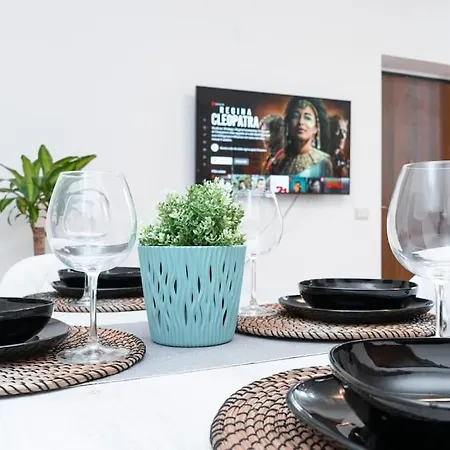 Appartement A Due Passi Dalla Reggia