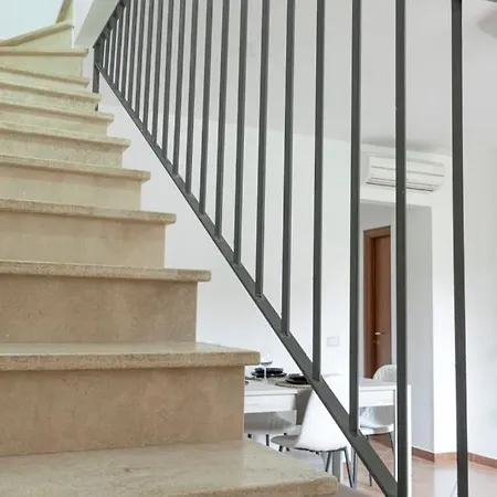 A Due Passi Dalla Reggia * Caserta